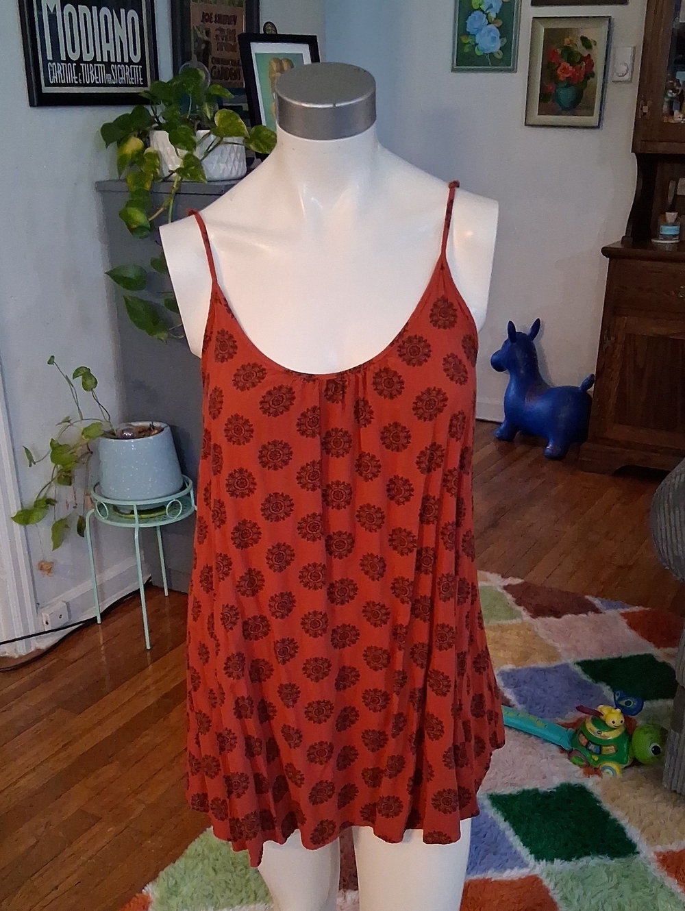 Sleeveless Rust Floral Swing Tank Top